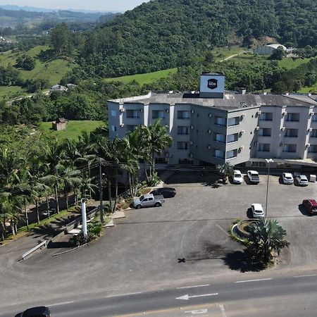 Real Nob Hotel Orleans Luaran gambar