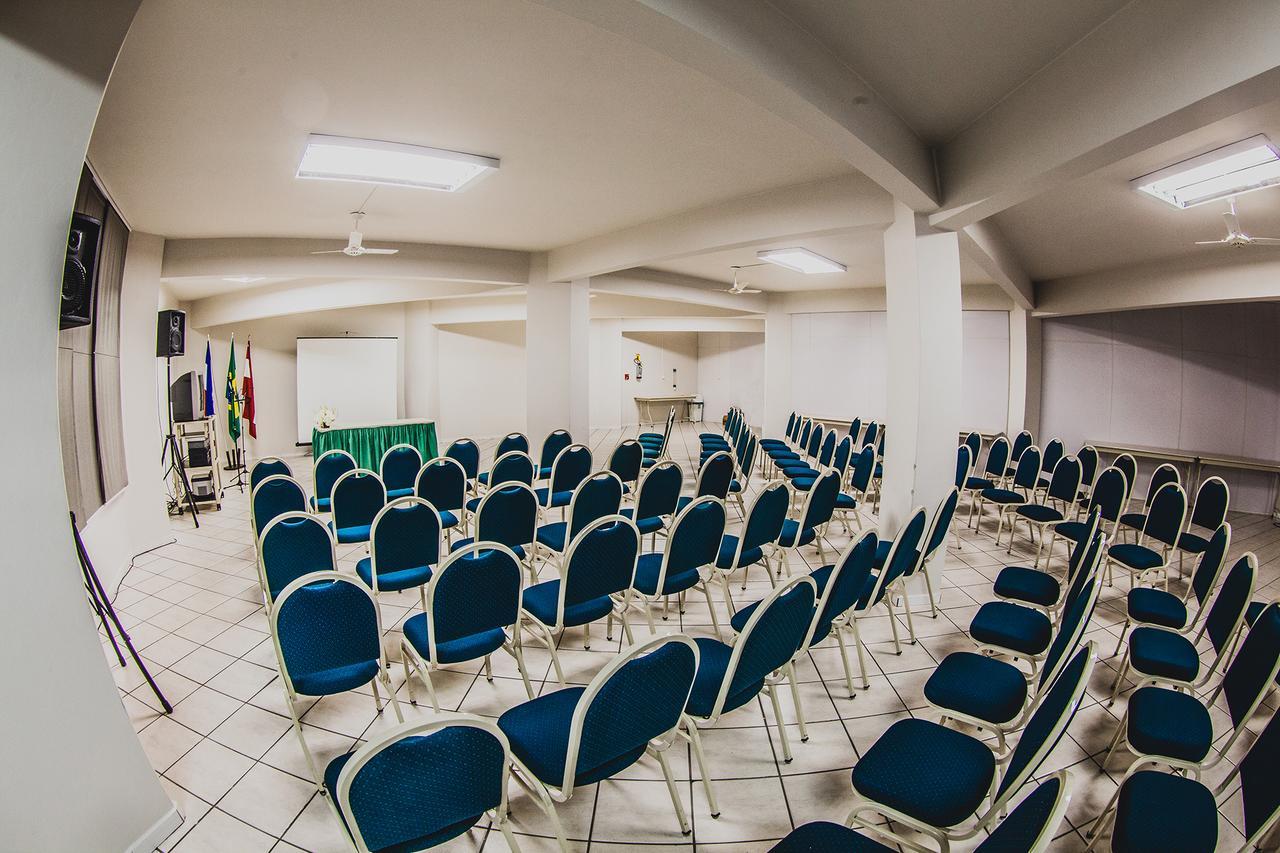 Real Nob Hotel Orleans Luaran gambar